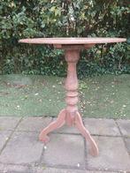 Oude Franse wijntafel met ovalen blad, Ophalen