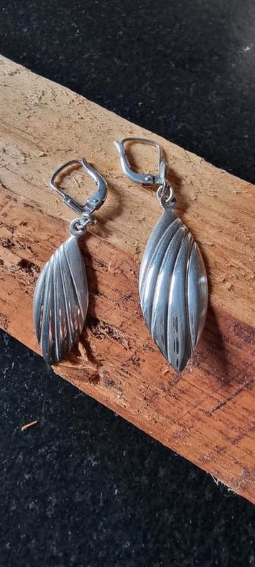 Zilveren vintage blad vormige oorbellen franz scheuerle  beschikbaar voor biedingen