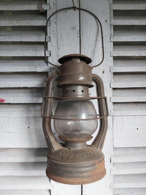 Mooie oude stormlamp / olielamp ROYALUX, Antiek en Kunst, Curiosa en Brocante, Verzenden