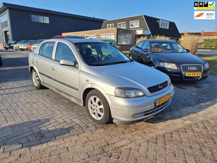 Opel Astra 1.6 Njoy / AUTOMAAT / APK oktober 2025, Auto's, Opel, Bedrijf, Te koop, Astra, ABS, Airbags, Airconditioning, Boordcomputer
