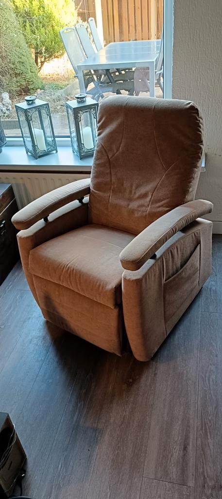 Fitvorm 510 Sta Op Stoel - Comfort en Gemak, Huis en Inrichting, Fauteuils, Gebruikt, Stof, 75 tot 100 cm, 75 tot 100 cm, Ophalen