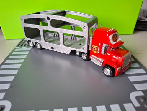 Disney Cars - Mack Truck [rood] 1/55, Kinderen en Baby's, Speelgoed | Speelgoedvoertuigen, Gebruikt, Ophalen of Verzenden