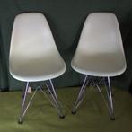 Vitra Eames Kinder stoelen wit, Huis en Inrichting, Ophalen, Twee, Wit, Zo goed als nieuw