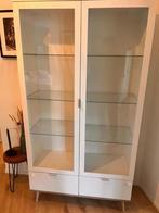 Vitrinekast  Göteborg, Ophalen, 50 tot 100 cm, Zo goed als nieuw, 150 tot 200 cm