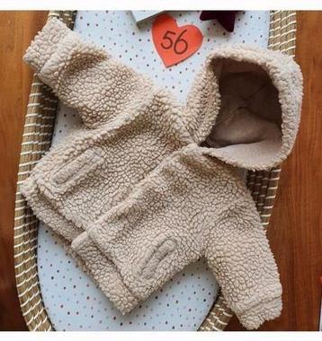 Schattig jasje van Prenatal maat 56, lekker warm. beschikbaar voor biedingen