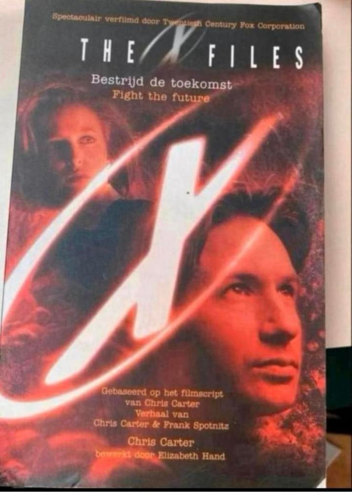 X files boek, Ophalen of Verzenden, Zo goed als nieuw