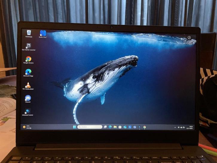 v15-iil laptop ( Lenovo ) - type 82c5, Computers en Software, Windows Laptops, Zo goed als nieuw, 15 inch, SSD, 3 tot 4 Ghz, 8 GB