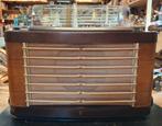 Oude Philips Radio. Type BX 660 X uit 1947 ., Ophalen
