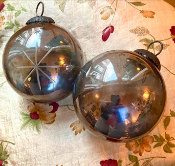 ‼️Grote zware glazen gegraveerde heksenballen kerstballen beschikbaar voor biedingen