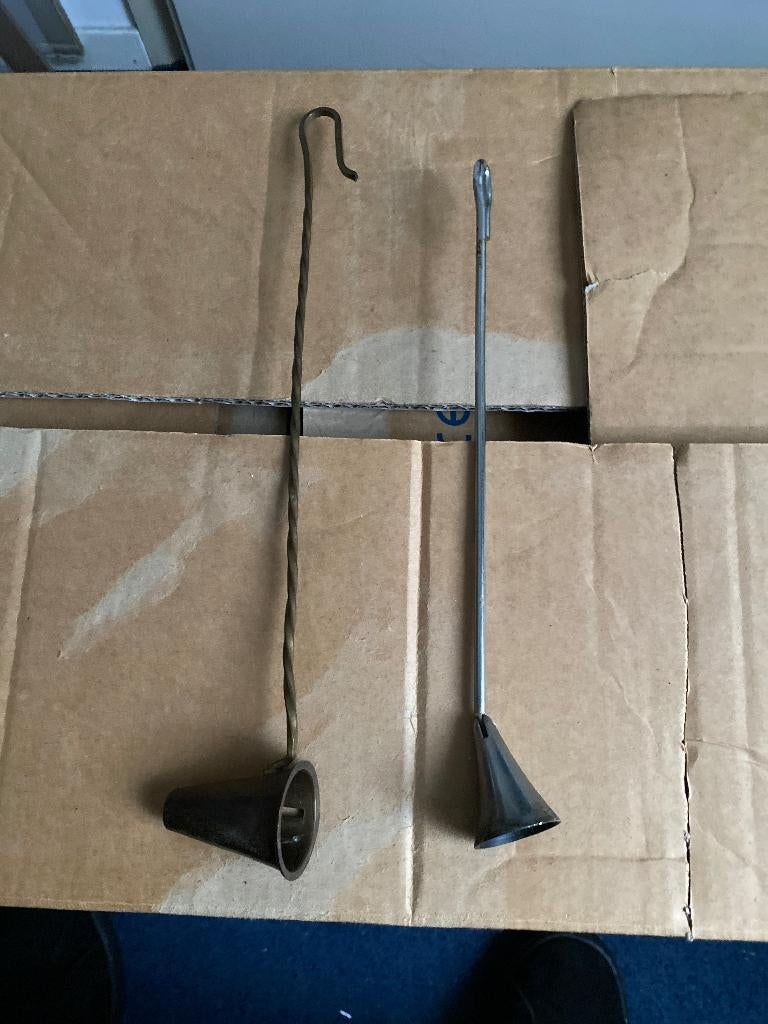 2 kaarsen snuiters, Antiek en Kunst, Curiosa en Brocante, Verzenden