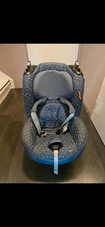 Auto kinderstoel  beschikbaar voor biedingen