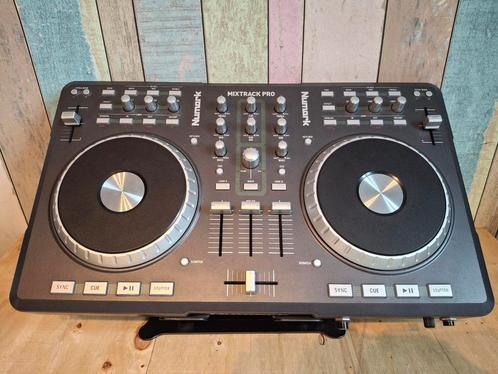 Leuke Numark Mixtrack Pro DJ tafel., Muziek en Instrumenten, Dj-sets en Draaitafels, Gebruikt, Numark, Ophalen