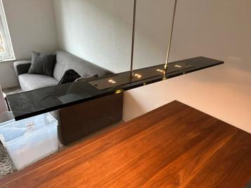 Mooie strakke design lamp beschikbaar voor biedingen