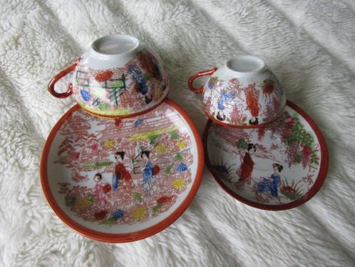 2 x kop en schotel Japans porselein, Antiek en Kunst, Antiek | Servies los, Ophalen of Verzenden