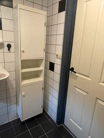 Badkamerkast, badkamermeubel beschikbaar voor biedingen