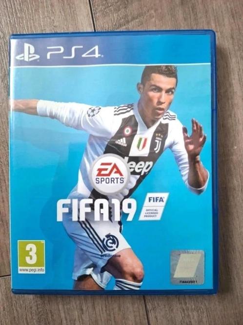 FIFA 19 voor PS4 – Compleet in doos, Spelcomputers en Games, Games | Sony PlayStation 4, Zo goed als nieuw, Sport, 3 spelers of meer