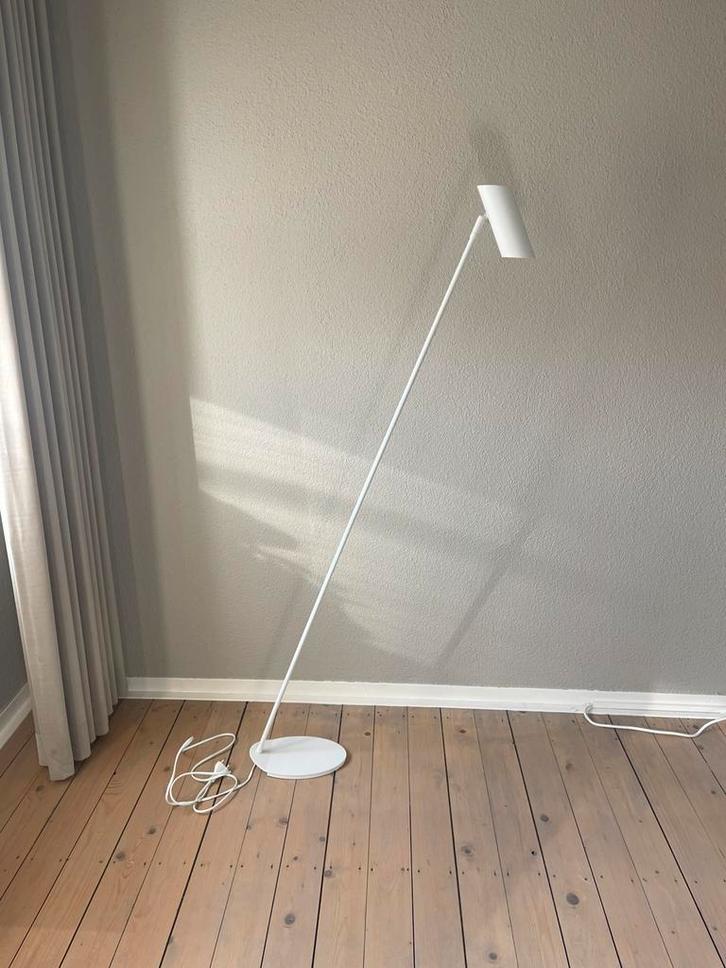 Witte leeslamp Hester van Lucide, Huis en Inrichting, Lampen | Vloerlampen, Zo goed als nieuw, Ophalen