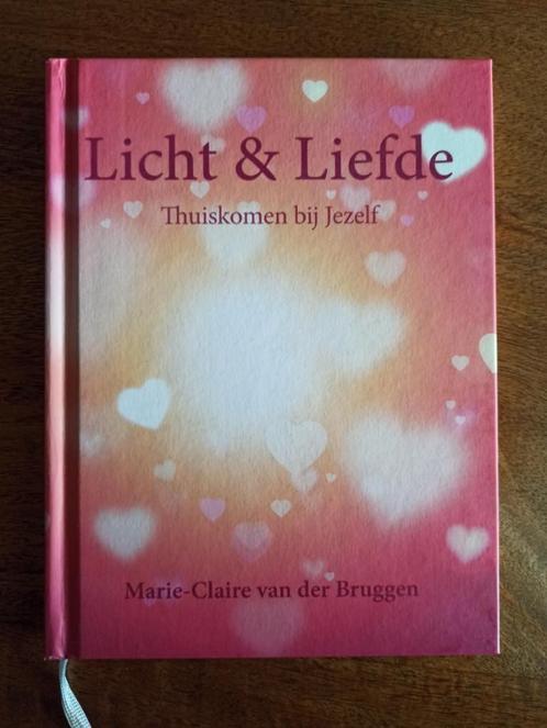 Marie-Claire van der Bruggen - Licht & Liefde, Boeken, Esoterie en Spiritualiteit, Nieuw, Overige typen, Ziel of Sterfelijkheid
