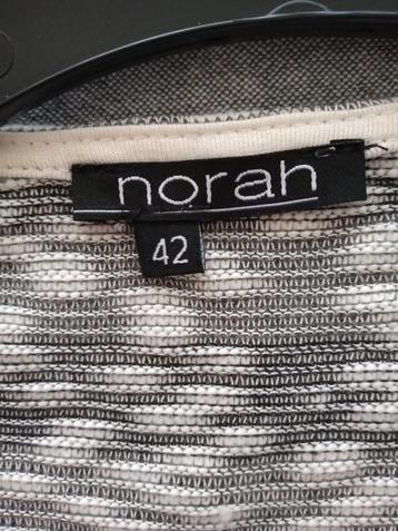 Keurig vest maat 42 (Norah) beschikbaar voor biedingen