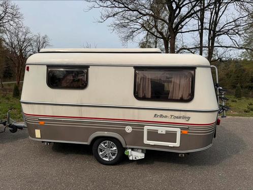 Eriba Touring, Caravans en Kamperen, Caravans, Particulier, tot en met 2, 500 - 750 kg, Standaardzit, Eriba, Hefdak, Ophalen