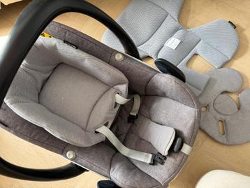 Maxi cosi pebble  beschikbaar voor biedingen