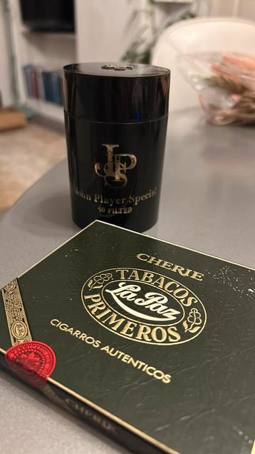 La paz Cherie sigaren en JP sigarettendoosje beschikbaar voor biedingen