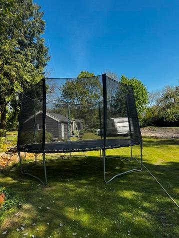 Trampoline 427 beschikbaar voor biedingen
