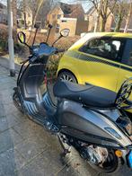 Vespa Piaggio scooter uit 2019 met 11301 km, Fietsen en Brommers, Scooters | Vespa, Ophalen, Gebruikt, Overige modellen, Maximaal 45 km/u