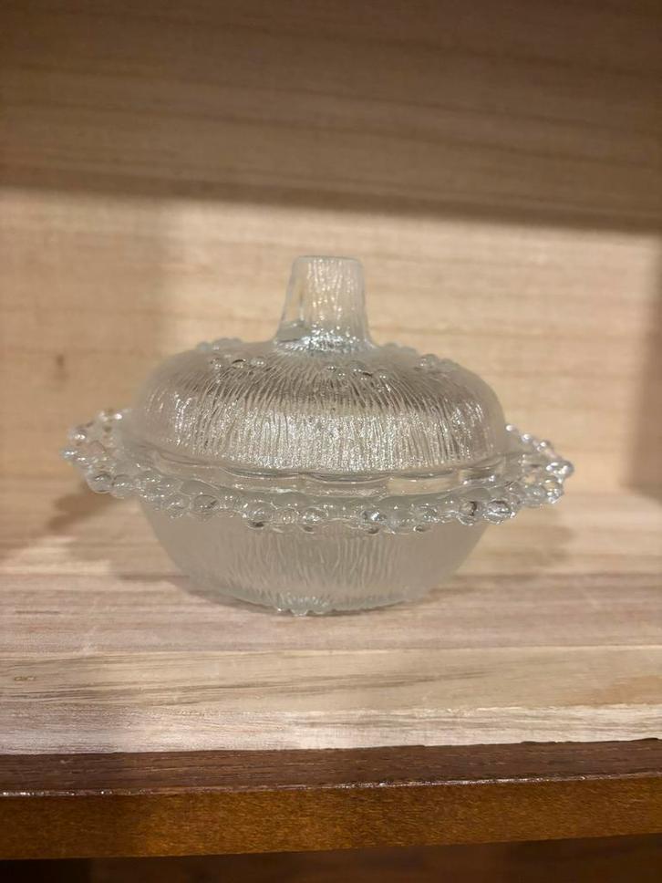 Glazen Bonbonschaal met Bolletjes - Nieuwstaat, Antiek en Kunst, Antiek | Glas en Kristal, Ophalen of Verzenden