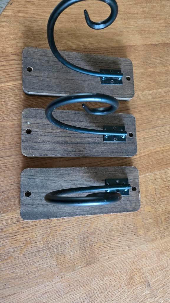 3 Wandkapstokhaken - Hout en Metaal, Huis en Inrichting, Woonaccessoires | Kapstokken, Gebruikt, Wandhaken, Minder dan 100 cm