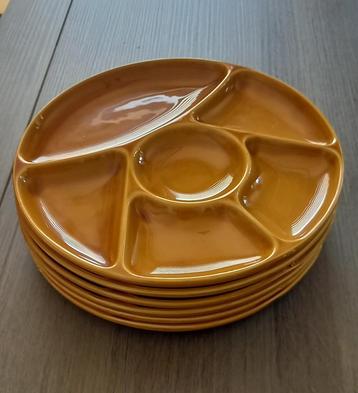 Set Franse vintage fondueborden van GIEN beschikbaar voor biedingen