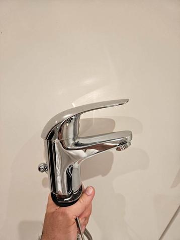Grohe wastafelkraan, compleet en zgan beschikbaar voor biedingen