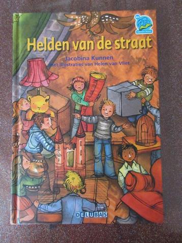 Samen lezen : Helden van de straat   Avi M4 -- M6 beschikbaar voor biedingen
