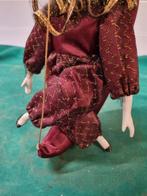 pierrot hanger vintage stof porselein, Verzamelen, Poppen, Ophalen of Verzenden, 'T Olde Gre-j, Info@toldegrej.nl, Endepoelstraat 20f Didam