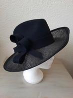 Mooie hoed IZNS  Kleur zwart, Kleding | Dames, Hoeden en Petten, 55 cm (S, 6⅞ inch) of minder, Ophalen of Verzenden, Hoed, Zo goed als nieuw