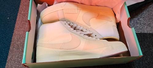 Nike SB Zoom Blazer mid prm maat 44 nieuw, Kleding | Heren, Schoenen, Nieuw, Sneakers of Gympen, Overige kleuren, Ophalen of Verzenden