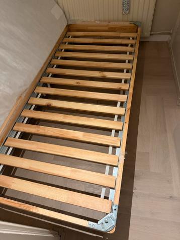 IKEA Bed 90x200 + Lattenbodem + Nieuwe Topper - afbeelding 1