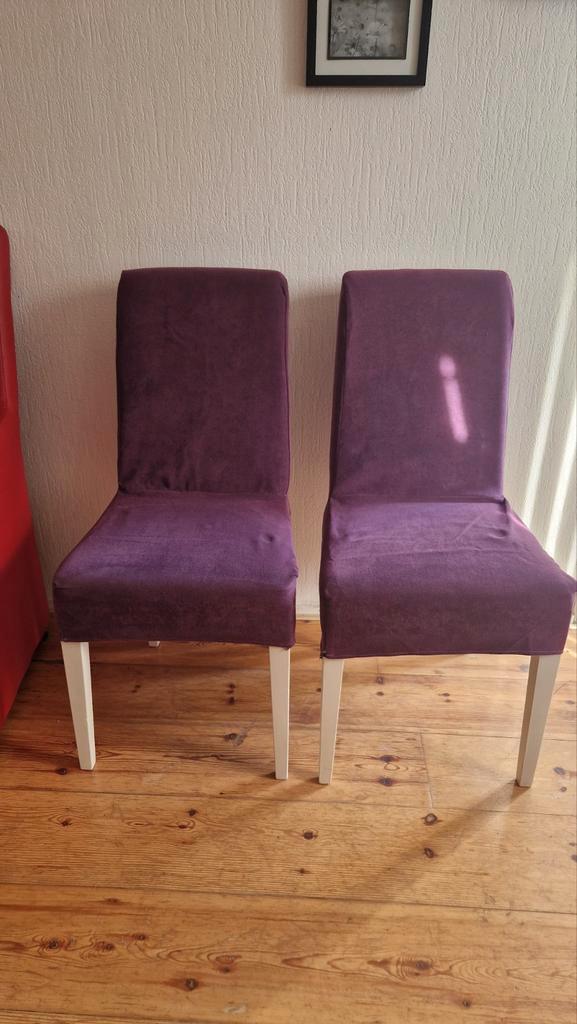 2 (eetkamerstoelen) met paarse hoezen, Huis en Inrichting, Stoelen, Overige kleuren, Ophalen