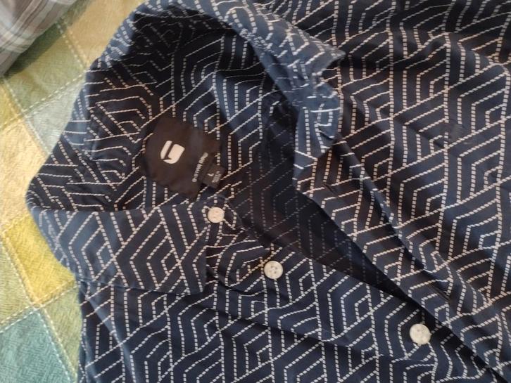 Herenkleding Merken Mix M/L - 30+ Stuks, Kleding | Heren, Overige Herenkleding, Gedragen, Ophalen of Verzenden