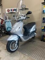 Piaggio fly 2 takt snor scooter, Fietsen en Brommers, Scooters | Piaggio, Ophalen, Gebruikt, Fly, Benzine