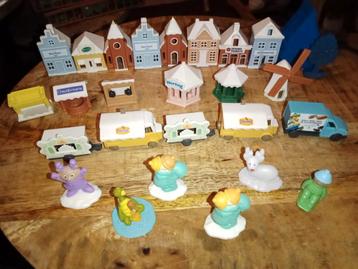 Speelgoed Huisjes, Voertuigen & Figuren - 27 Stuks beschikbaar voor biedingen