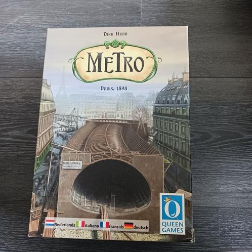 Nr 14) Metro, Hobby en Vrije tijd, Gezelschapsspellen | Kaartspellen, Zo goed als nieuw, Ophalen of Verzenden
