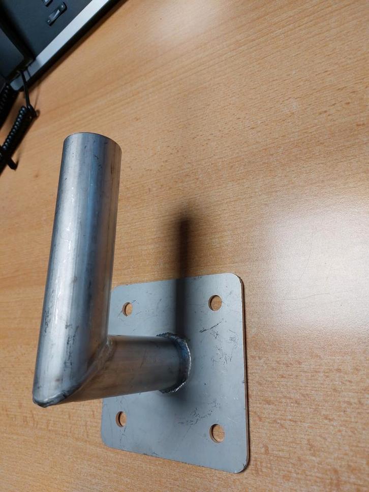 RVS Muurbeugel - 10cm afstand, 11cm buislengte, Telecommunicatie, Antennes en Masten, Gebruikt, Antenne, Ophalen of Verzenden