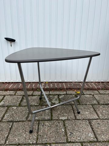 Vintage Auping Bijzettafeltje '60/'70 beschikbaar voor biedingen