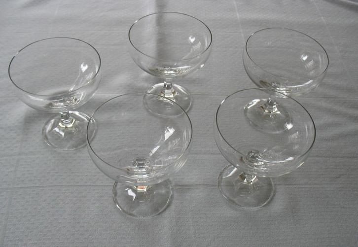Vintage Saroma glazen, Huis en Inrichting, Keuken | Servies, Gebruikt, Glas of Glazen, Overige stijlen, Glas, Ophalen of Verzenden