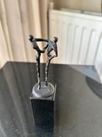 Corry Ammerlaan beeldje van twee figuren DANK, Ophalen of Verzenden