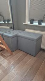 Twee opberg poefen / hockers., Huis en Inrichting, Ophalen of Verzenden, Zo goed als nieuw, Minder dan 50 cm, Minder dan 50 cm