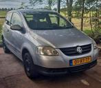 Volkswagen Fox 1.4 55KW 2005 Grijs, Auto's, Voorwielaandrijving, 74 pk, Zwart, 4 cilinders