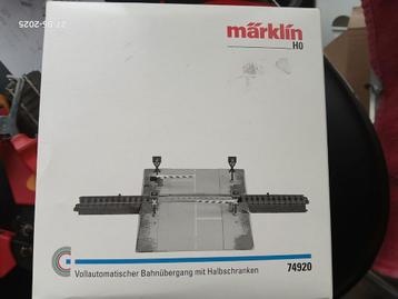Märklin 74920 overweg en 2 x 24995 extra beschikbaar voor biedingen