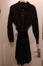 Door knoop jurk suède look large met ceintuur., Kleding | Dames, Jurken, Maat 42/44 (L), Ophalen of Verzenden, Zo goed als nieuw